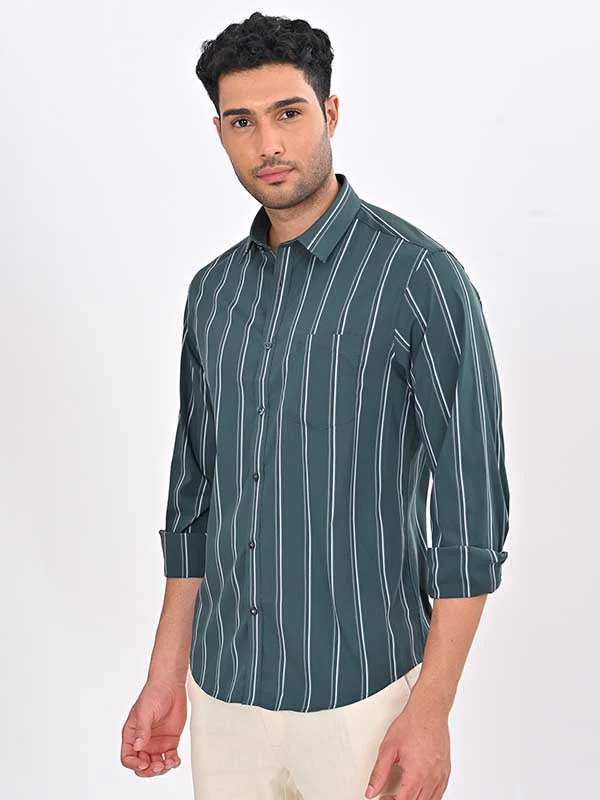 Indian Terrain Men's Regular Fit Full Sleeve Striped Green Shirt